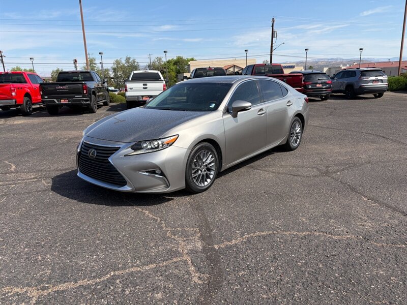 Used 2016 Lexus ES 350 w/ Navigation System Package FWD image 1