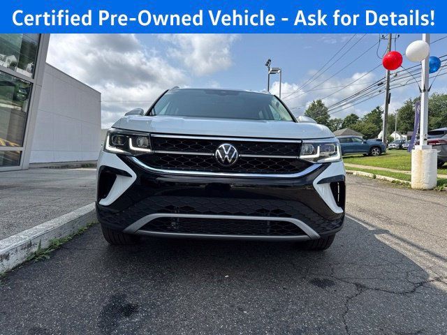 Certified 2023 Volkswagen Taos SEL AWD/4WD image 5