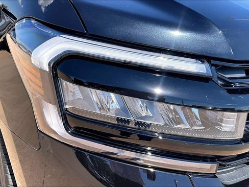 Used 2024 Ford Expedition Limited AWD/4WD image 30