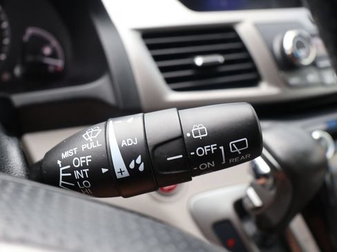 Used 2016 Honda Odyssey SE image 17