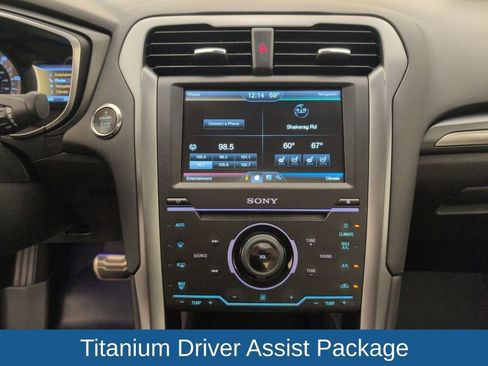 Used 2015 Ford Fusion Titanium image 29