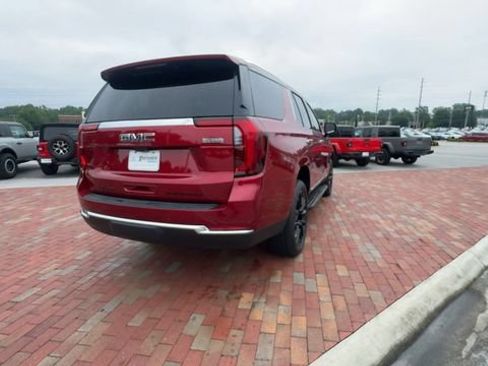 Used 2026 GMC Yukon Elevation w/ Elevation Premium Package AWD/4WD image 2