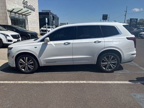 Used 2020 Cadillac XT6 Premium Luxury AWD/4WD image 4