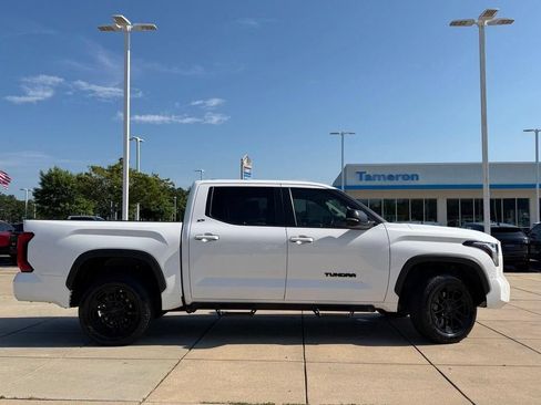 Used 2024 Toyota Tundra SR5 w/ SR5 Premium Package AWD/4WD image 4