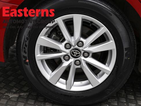 Used 2025 Toyota Camry LE FWD image 30