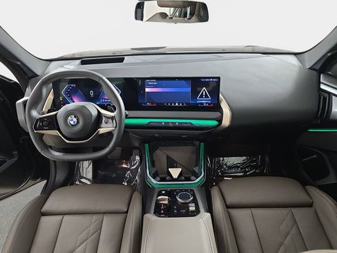 Certified 2025 BMW X3 xDrive30i image 11