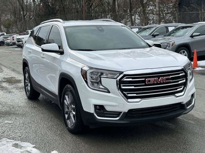 Used 2023 GMC Terrain SLT