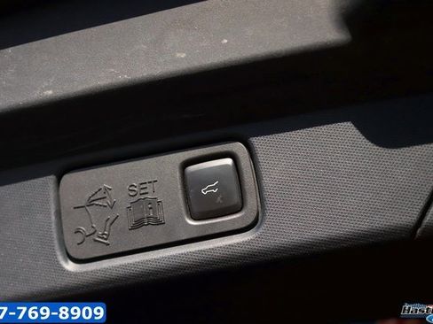 Used 2022 Ford Mustang Mach-E Premium image 15