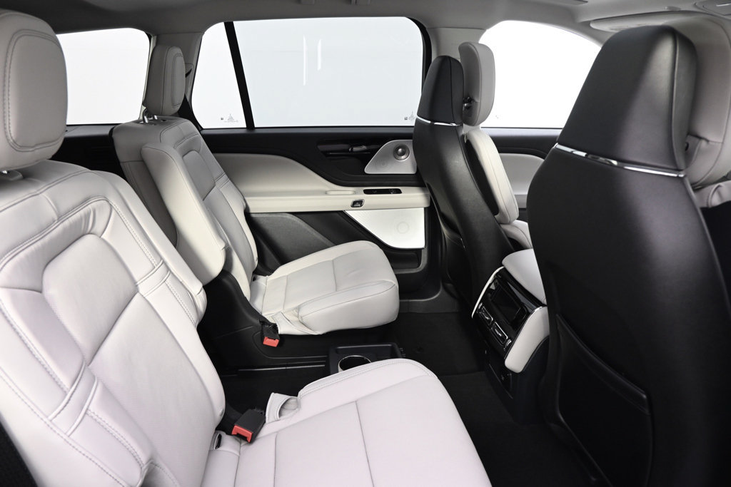 New 2026 Lincoln Aviator Reserve AWD/4WD image 18