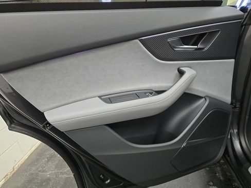 New 2026 Audi SQ8 Premium Plus AWD/4WD image 27