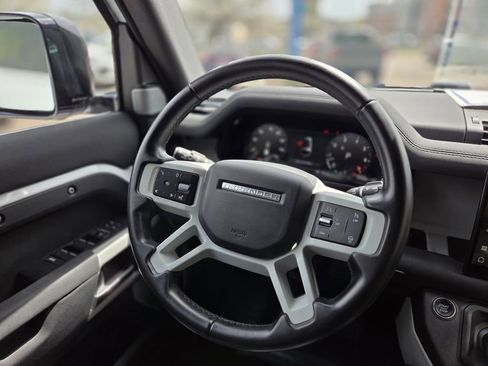 Used 2023 Land Rover Defender 130 X-Dynamic SE AWD/4WD image 21