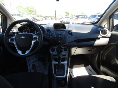 Used 2017 Ford Fiesta SE FWD image 13