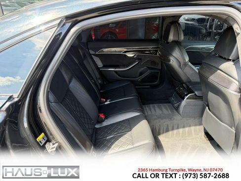 Used 2020 Audi S8 L w/ S8 Executive Package AWD/4WD image 17