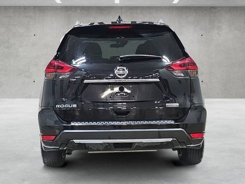 Used 2019 Nissan Rogue S w/ Special Edition Package FWD image 15