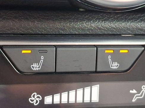 Used 2025 Nissan Sentra SR FWD image 23