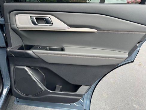 New 2025 Ford Explorer Active image 26