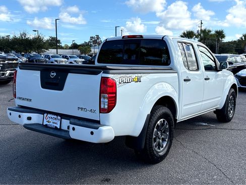 Used 2018 Nissan Frontier PRO-4X image 30