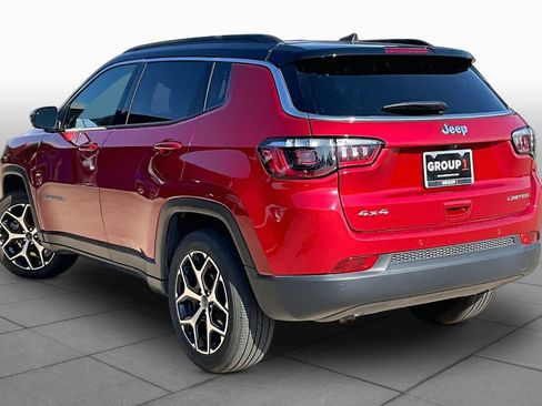 Used 2025 Jeep Compass Limited AWD/4WD image 12