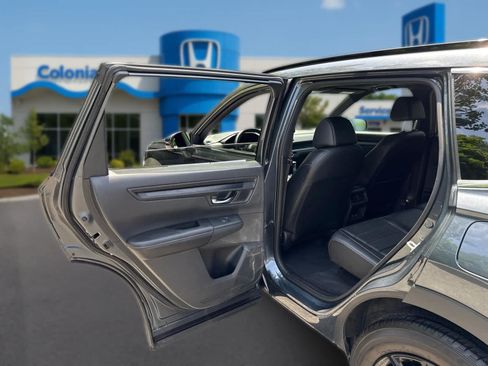 Used 2025 Honda CR-V Sport-L image 28