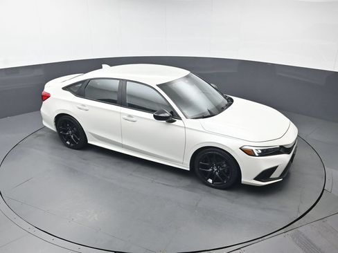 Certified 2024 Honda Civic Sport image 39