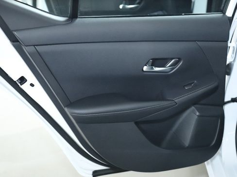 Certified 2023 Nissan Sentra SV w/ Trunk Package image 13