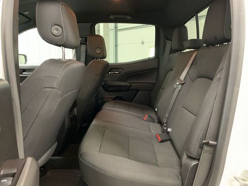 Used 2024 GMC Canyon Elevation w/ Convenience Package AWD/4WD image 17