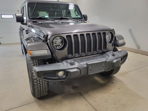 Used 2021 Jeep Wrangler Unlimited Sahara AWD/4WD image 14