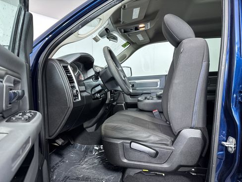 Used 2020 RAM 1500 Warlock AWD/4WD image 7
