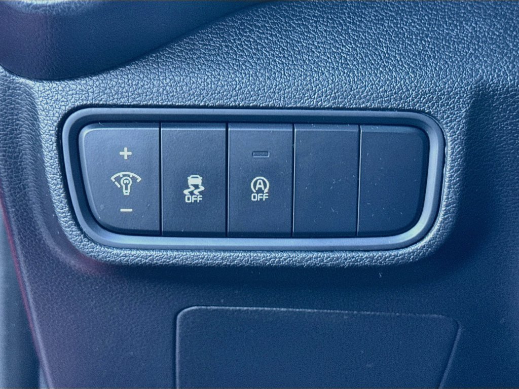 Certified 2023 Kia Soul LX w/ LX Technology Package FWD image 13