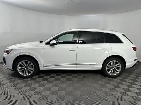 Used 2025 Audi Q7 3.0T Premium Plus AWD/4WD image 5