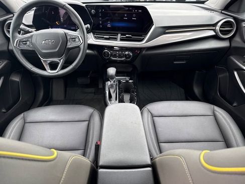 Used 2025 Chevrolet Trax ACTIV w/ Driver Confidence Package FWD image 13
