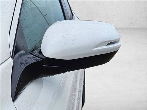 Used 2022 Honda HR-V EX image 11