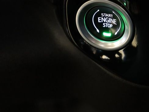 Used 2022 Chevrolet Silverado 1500 LT image 53