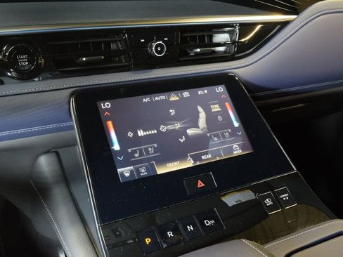 Certified 2026 INFINITI QX80 4WD image 25
