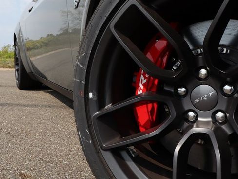 Used 2023 Dodge Challenger SRT Hellcat Widebody image 2