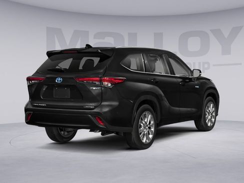 Used 2021 Toyota Highlander Limited image 2