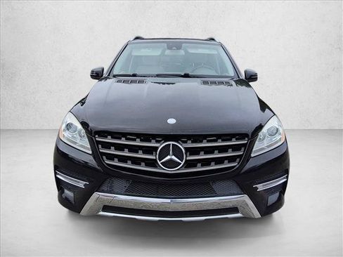 Used 2014 Mercedes-Benz ML 350 BlueTEC 4MATIC image 2