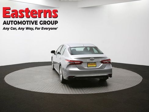 Used 2019 Toyota Camry XLE image 60
