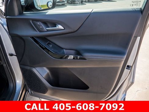 Used 2026 Chevrolet Equinox LT FWD image 78