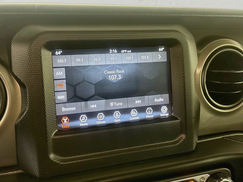 Used 2021 Jeep Wrangler Sport AWD/4WD image 14