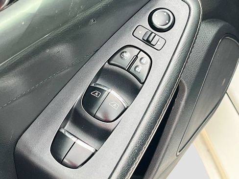 Used 2019 Nissan Maxima 3.5 SL w/ Floor Mat Group FWD image 18