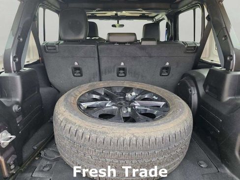 Used 2021 Jeep Wrangler Unlimited Sahara w/ Cold Weather Group image 8