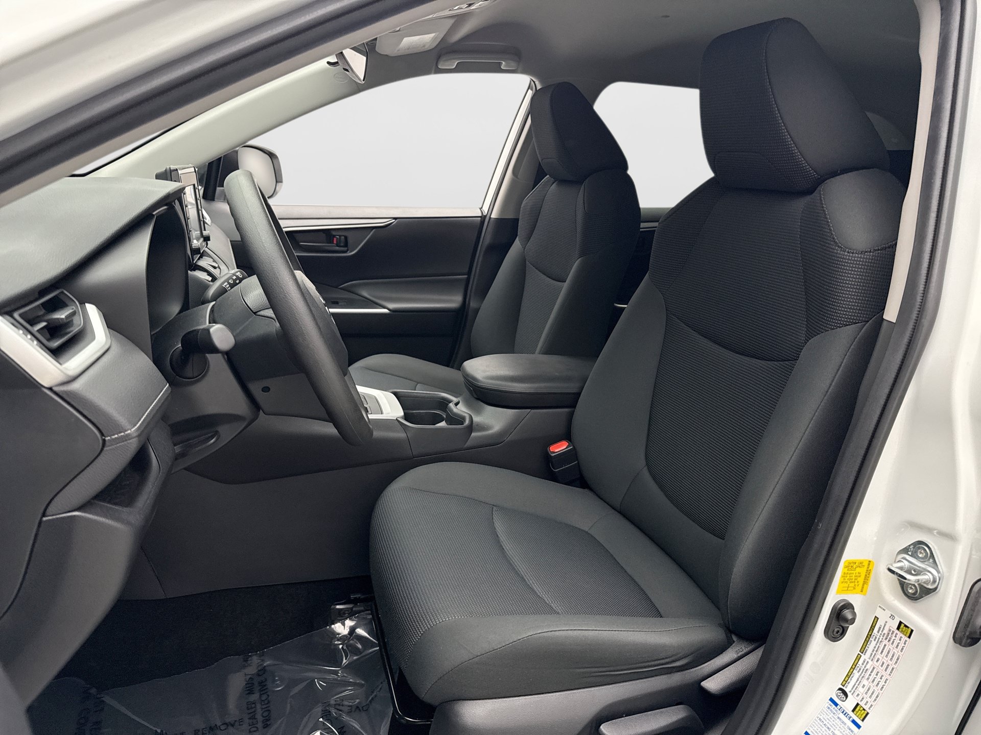 Used 2020 Toyota RAV4 LE w/ Carpet Mat Package AWD/4WD image 11