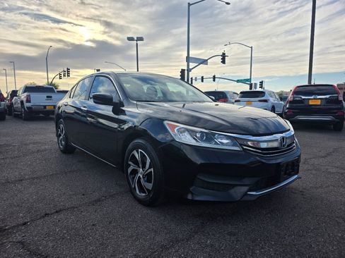 Used 2017 Honda Accord LX image 3