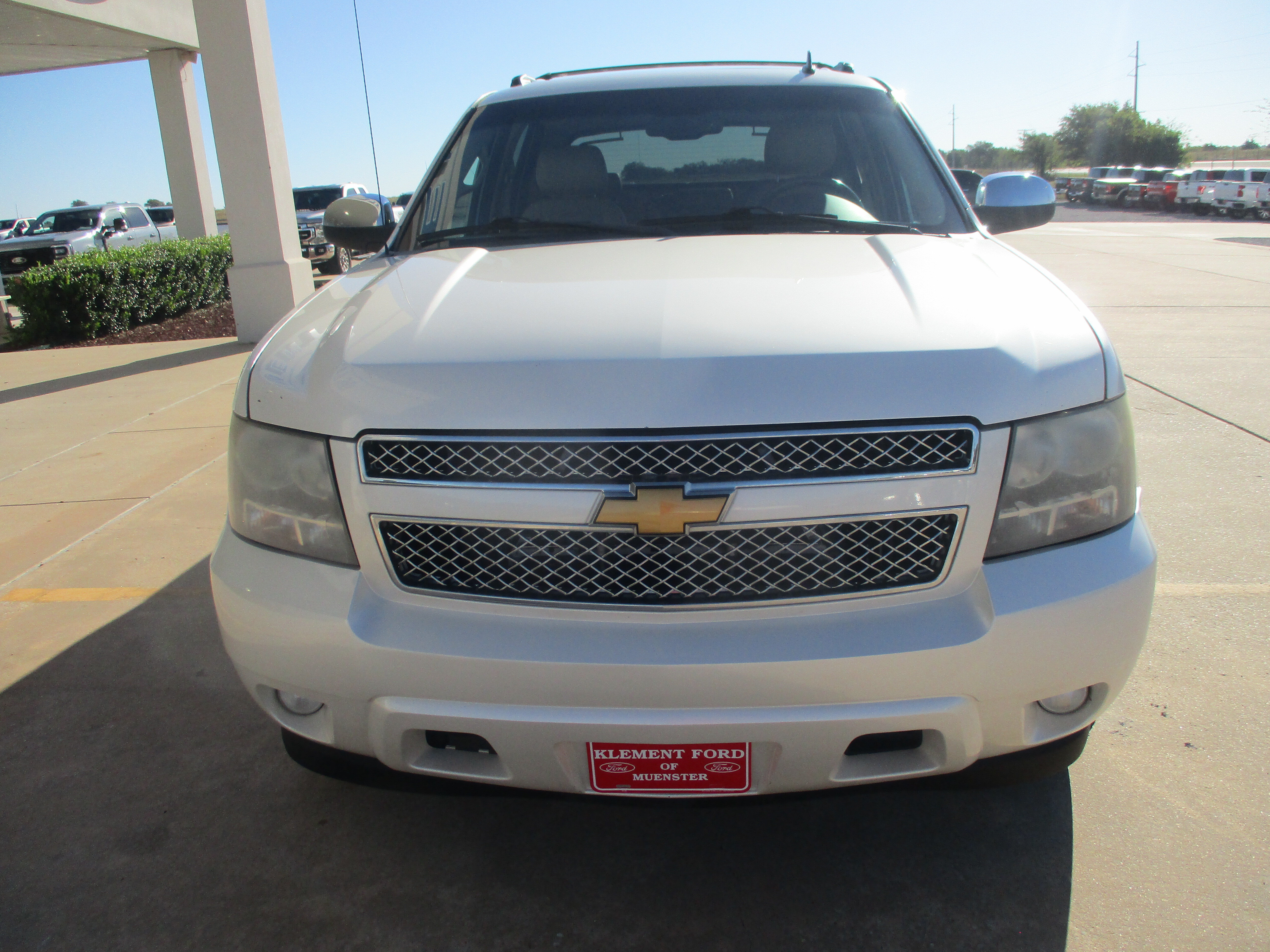 Used 2011 Chevrolet Avalanche LTZ RWD image 11