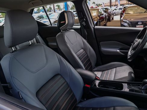 Used 2024 Nissan Kicks SR w/ SR Premium Package FWD image 21