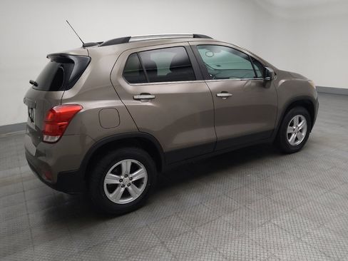 Used 2020 Chevrolet Trax LT w/ Driver Confidence Package AWD/4WD image 10