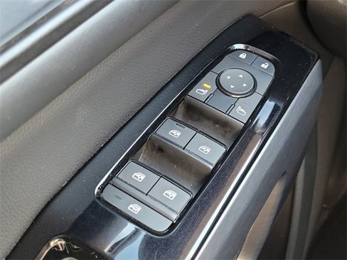 Certified 2024 Nissan Pathfinder SL w/ SL Premium Package image 25