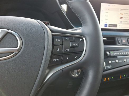 Used 2023 Lexus ES 350 350 image 24