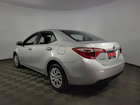 Used 2017 Toyota Corolla LE image 6